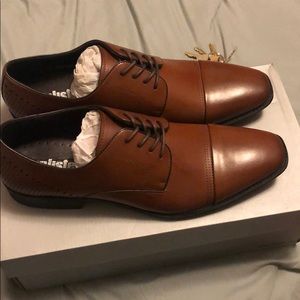 Kenneth Cole Dress shoe